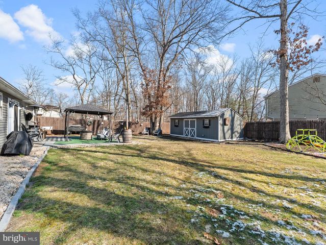 22 SAWOOD DR, Sicklerville, NJ 08081