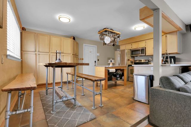 45077 Hecker Drive, Utica, MI 48317