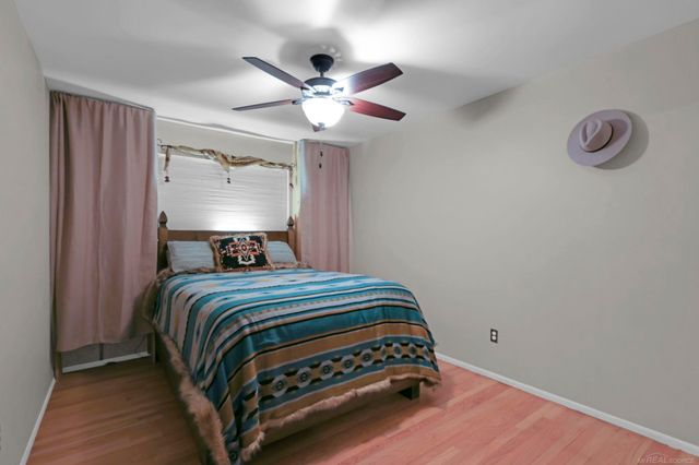 45077 Hecker Drive, Utica, MI 48317