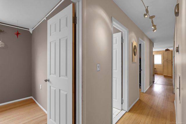 45077 Hecker Drive, Utica, MI 48317