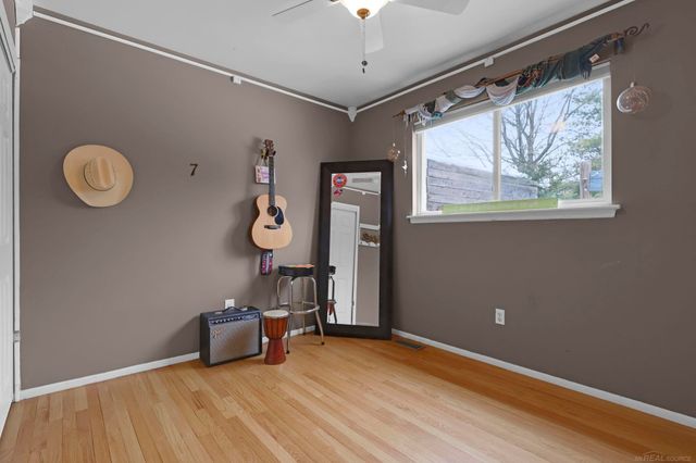 45077 Hecker Drive, Utica, MI 48317