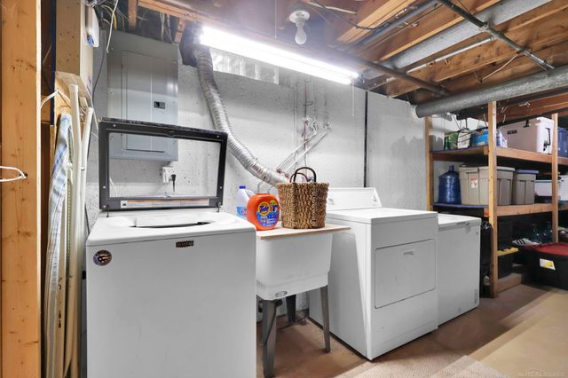 45077 Hecker Drive, Utica, MI 48317