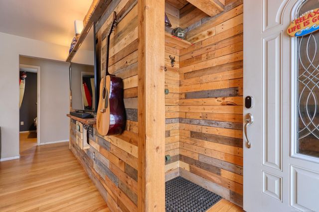 45077 Hecker Drive, Utica, MI 48317