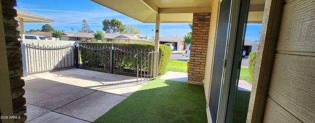 10734 W HATCHER Road, Sun City, AZ 85351