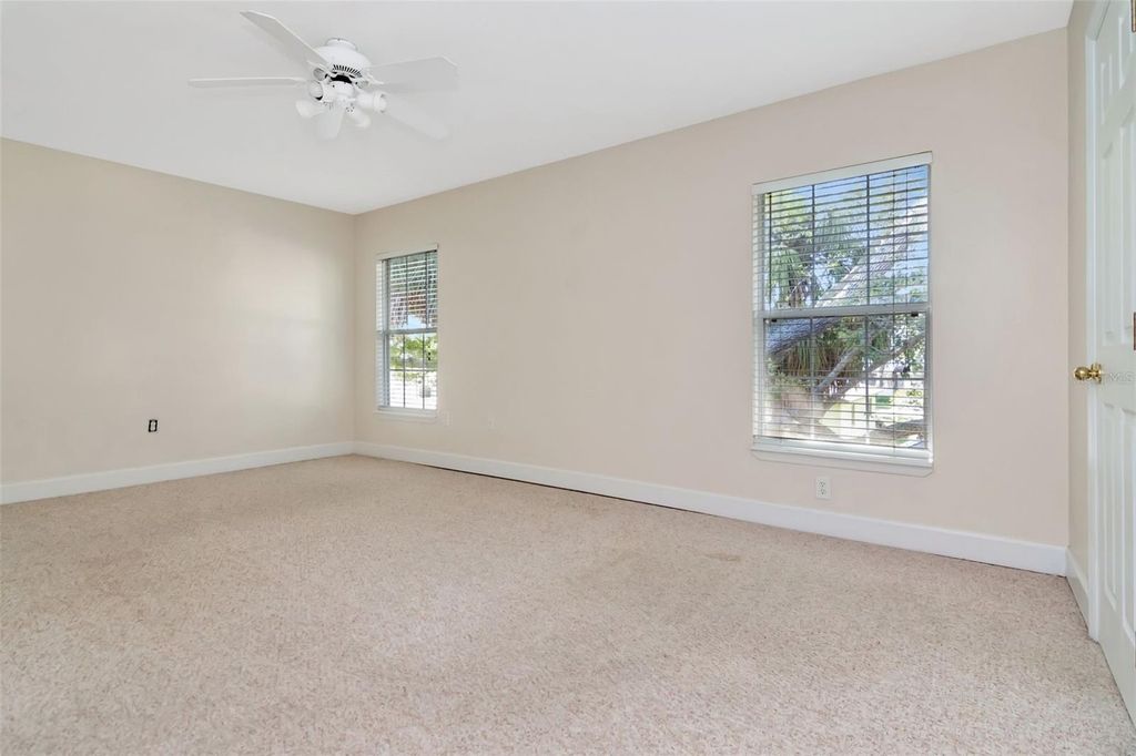 Image 12 of property listing at 3128 SANTORINI COURT, Tampa, FL 33611