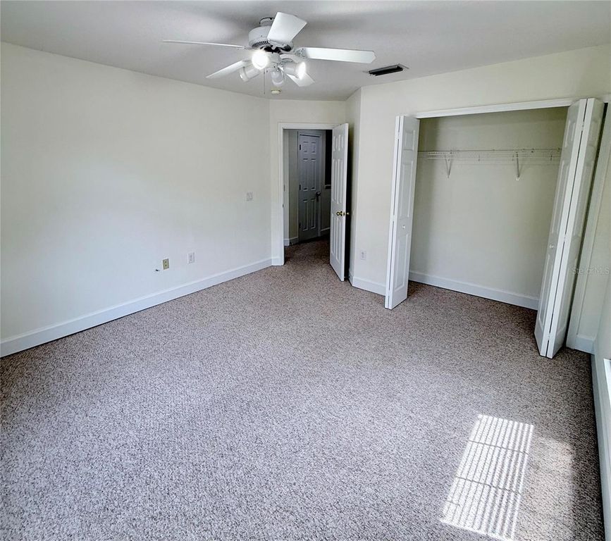 Image 14 of property listing at 3128 SANTORINI COURT, Tampa, FL 33611