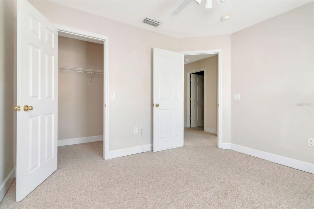 Image 23 of property listing at 3128 SANTORINI COURT, Tampa, FL 33611