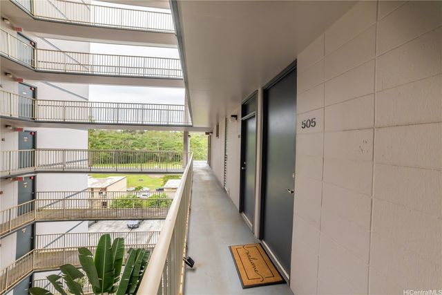 95-061 Waikalani Drive D505, Mililani, HI 96789