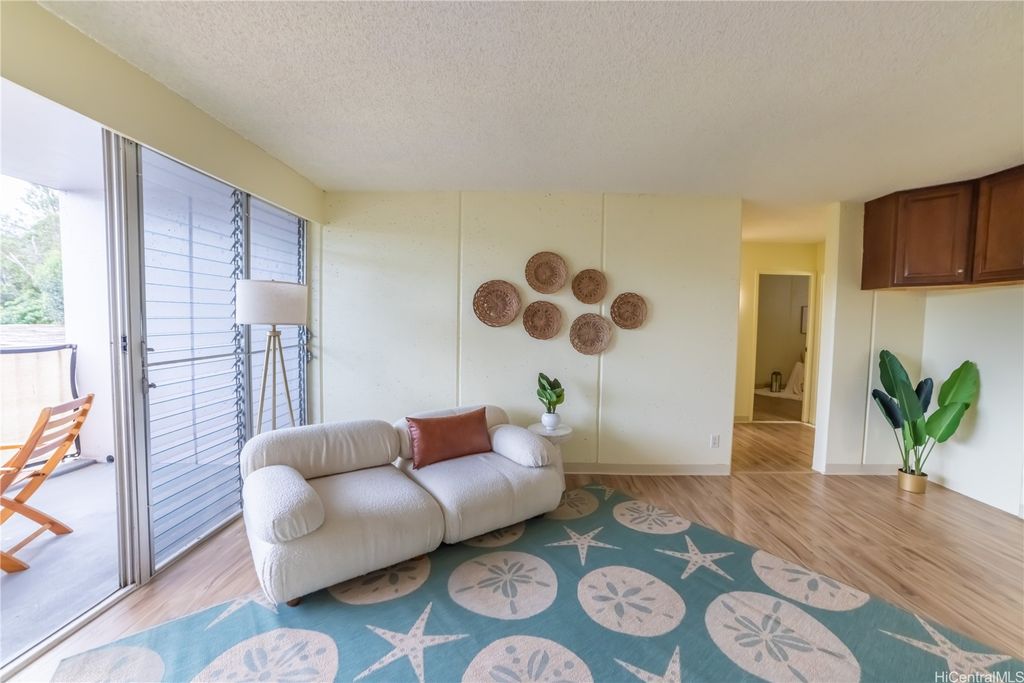 95-061 Waikalani Drive D505, Mililani, HI 96789