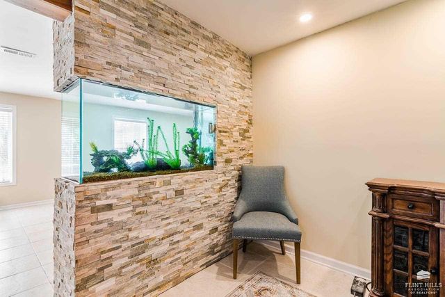 4105 Wycliffe Drive, Manhattan, KS 66503