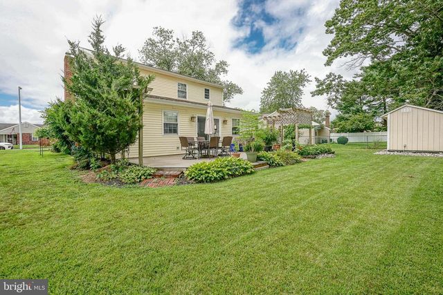 908 N BEECHAM RD, Williamstown, NJ 08094