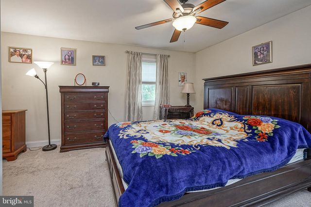 908 N BEECHAM RD, Williamstown, NJ 08094
