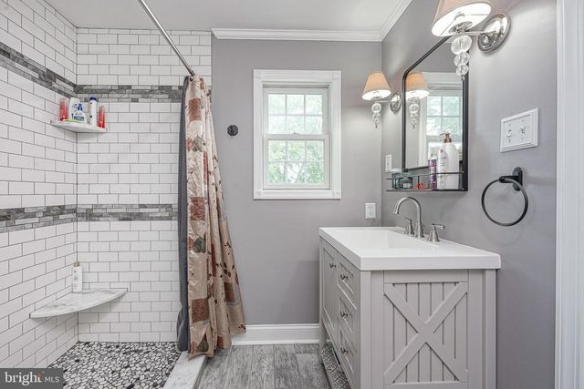 908 N BEECHAM RD, Williamstown, NJ 08094