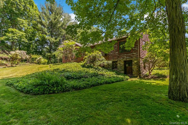 538 Croton Heights Road, Yorktown Heights, NY 10598