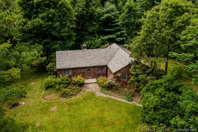 538 Croton Heights Road, Yorktown Heights, NY 10598