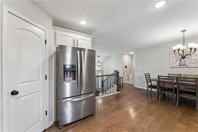 1700 Chestnut Street, Kearney, MO 64060