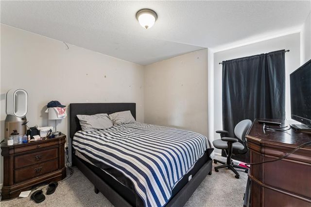 1700 Chestnut Street, Kearney, MO 64060