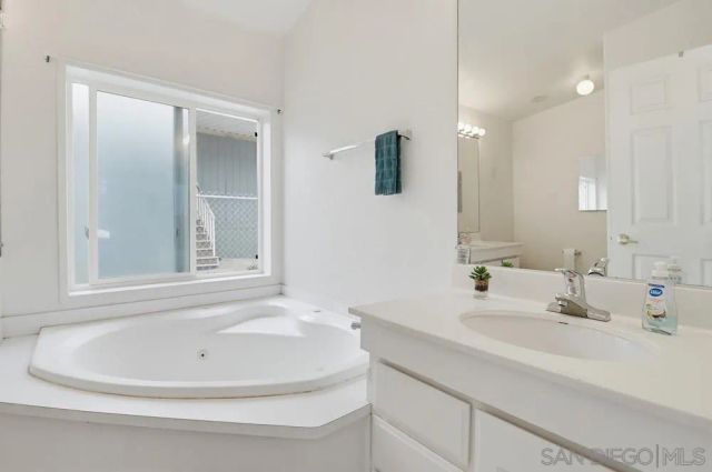 300 Thornton SPC 14, El Cajon, CA 92021