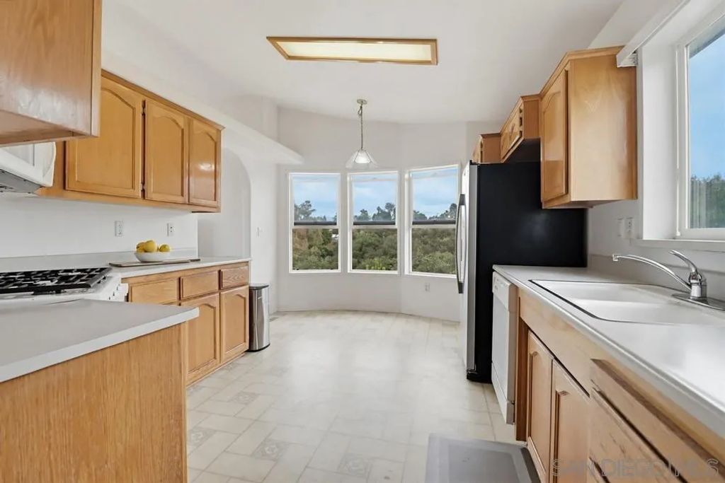 300 Thornton SPC 14, El Cajon, CA 92021