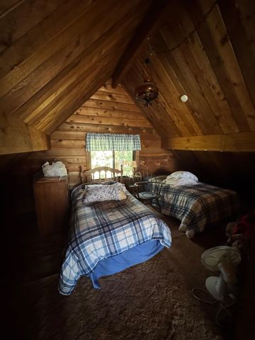 14551 Cattail Ln, Grass Valley, CA 95945