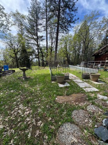 14551 Cattail Ln, Grass Valley, CA 95945