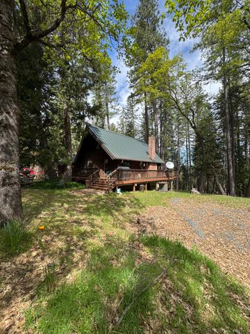 14551 Cattail Ln, Grass Valley, CA 95945