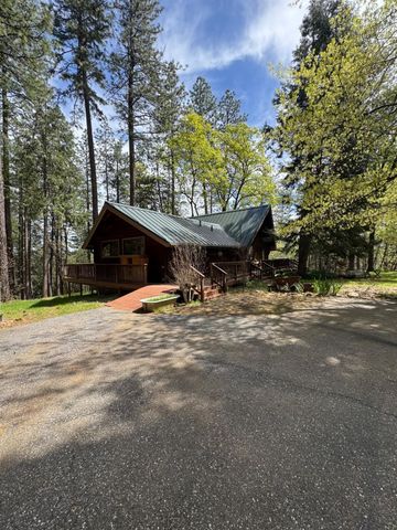 14551 Cattail Ln, Grass Valley, CA 95945