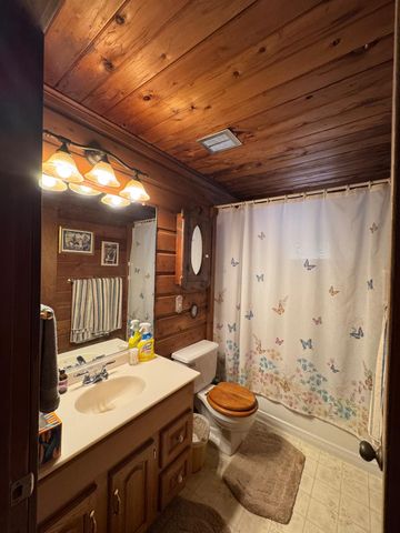 14551 Cattail Ln, Grass Valley, CA 95945