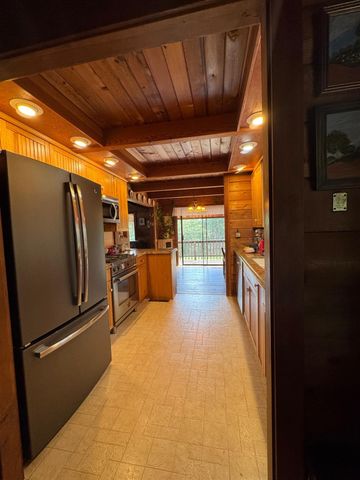 14551 Cattail Ln, Grass Valley, CA 95945