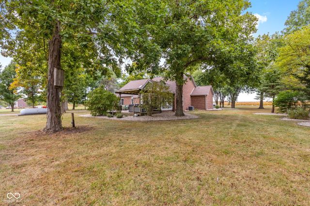 7321 W 300 S, Jamestown, IN 46147