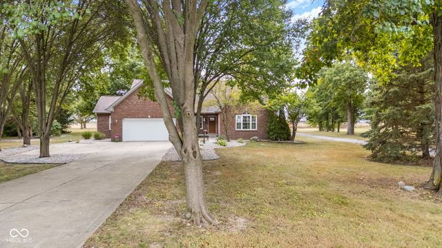 7321 W 300 S, Jamestown, IN 46147