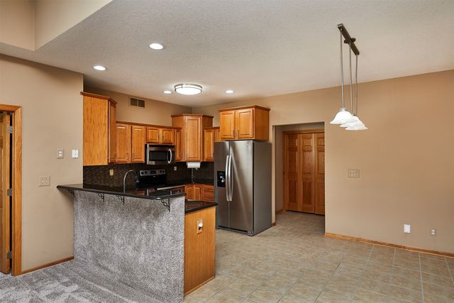 1121 SE Birch Lane, Ankeny, IA 50021