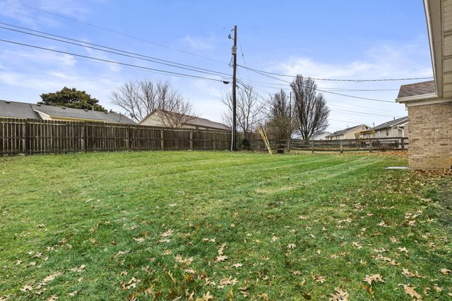 115 Powhatan Trail, Versailles, KY 40383
