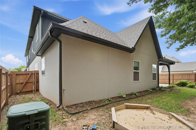 11460 S Ash Street, Jenks, OK 74037