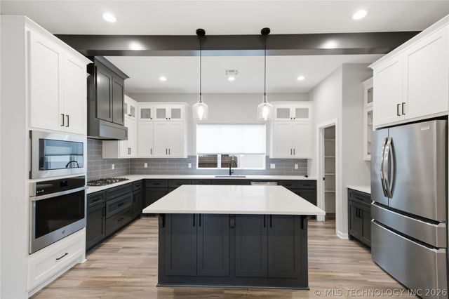 11460 S Ash Street, Jenks, OK 74037