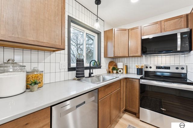 1217 Wilroy Road, Bellevue, NE 68005