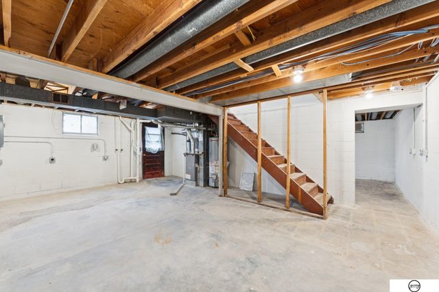 1217 Wilroy Road, Bellevue, NE 68005