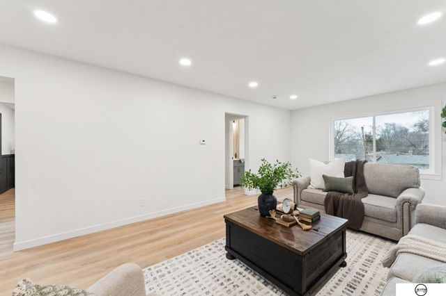 1217 Wilroy Road, Bellevue, NE 68005