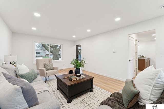 1217 Wilroy Road, Bellevue, NE 68005