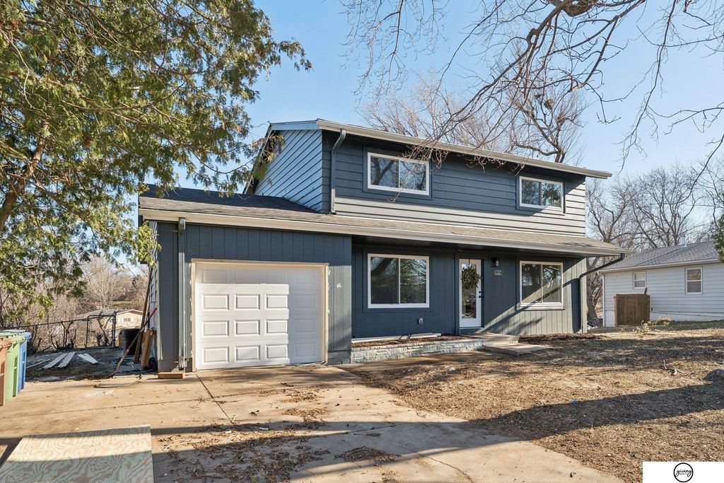 1217 Wilroy Road, Bellevue, NE 68005