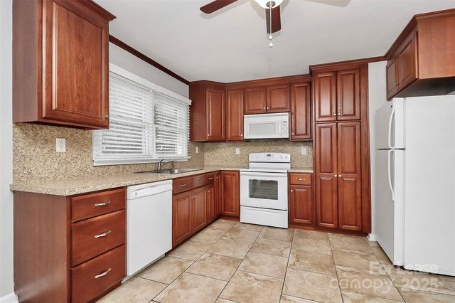 8911 Reames Road, Charlotte, NC 28216