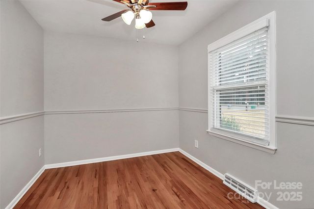 8911 Reames Road, Charlotte, NC 28216