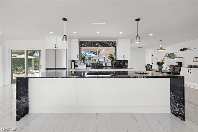 4930 Edith Esplanade, Cape Coral, FL 33904