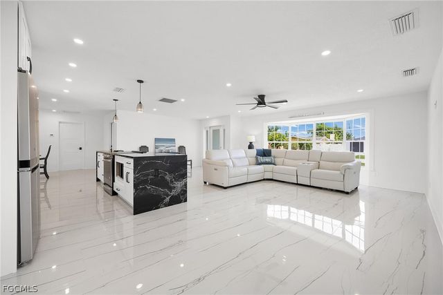 4930 Edith Esplanade, Cape Coral, FL 33904