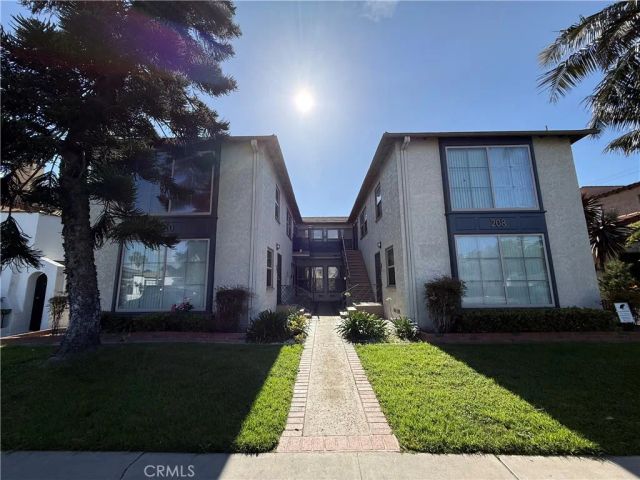 208 Granada 210B, Long Beach, CA 90803
