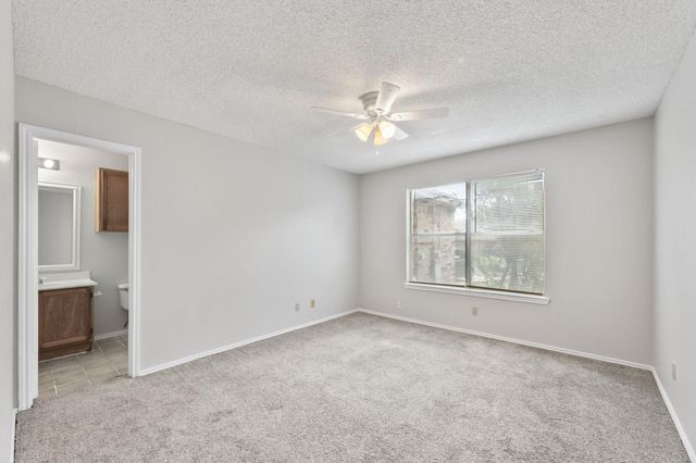 6002 Parkwood DR B, Austin, TX 78735