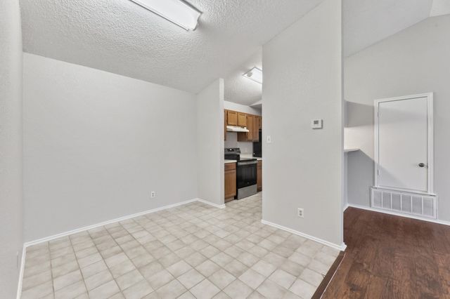 6002 Parkwood DR B, Austin, TX 78735