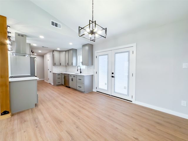 2602 Bennington Court, Grand Prairie, TX 75052