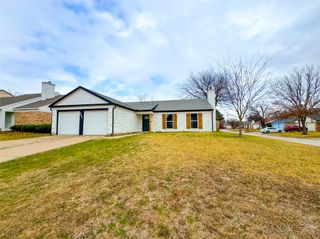 2602 Bennington Court, Grand Prairie, TX 75052