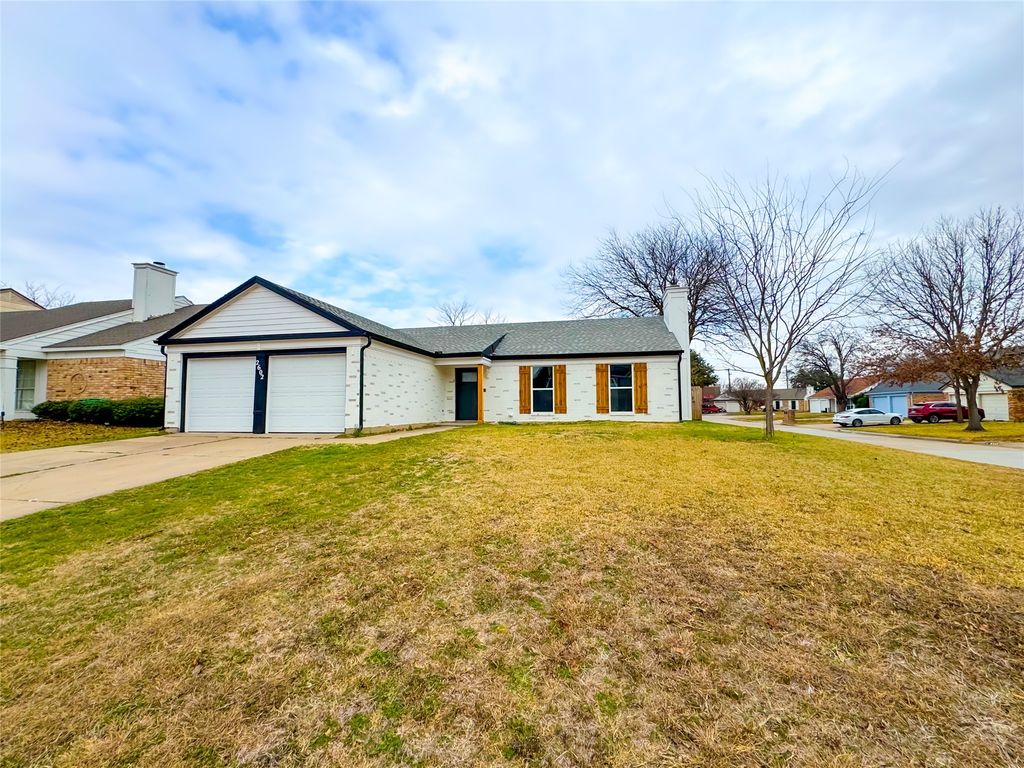 2602 Bennington Court, Grand Prairie, TX 75052